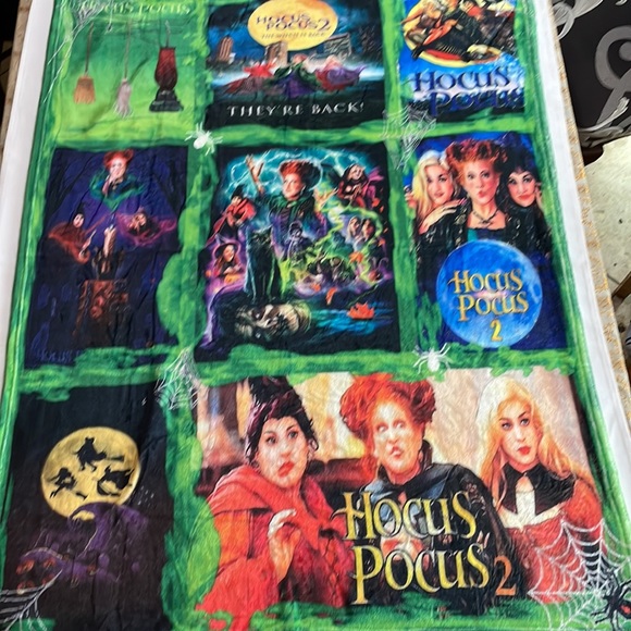 Hocus Pocus 2 They’re Back Lightweight Blanket Throw Soft Plush Sofa Bed